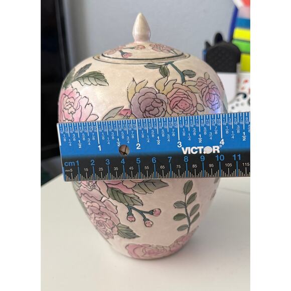 Chinoiserie Pink and Green Peony Ginger Jar With Lid from Late 20th Century - Picture 6 of 13